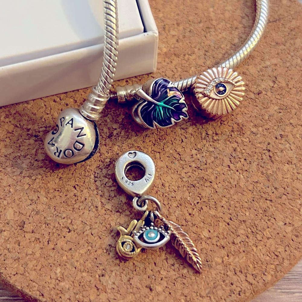 PANDORA Snake Bracelet Heart Clasp bundle + 3 authentic charms EUC
